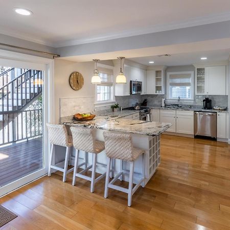 The Newport Lofts - 617 Thames Street Apartman Kültér fotó