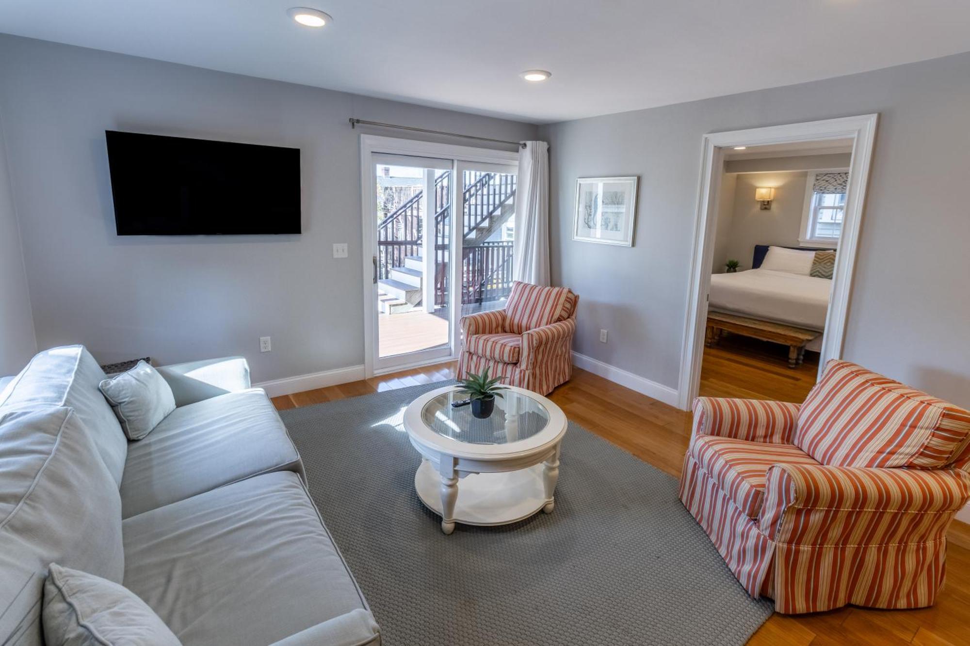 The Newport Lofts - 617 Thames Street Apartman Kültér fotó