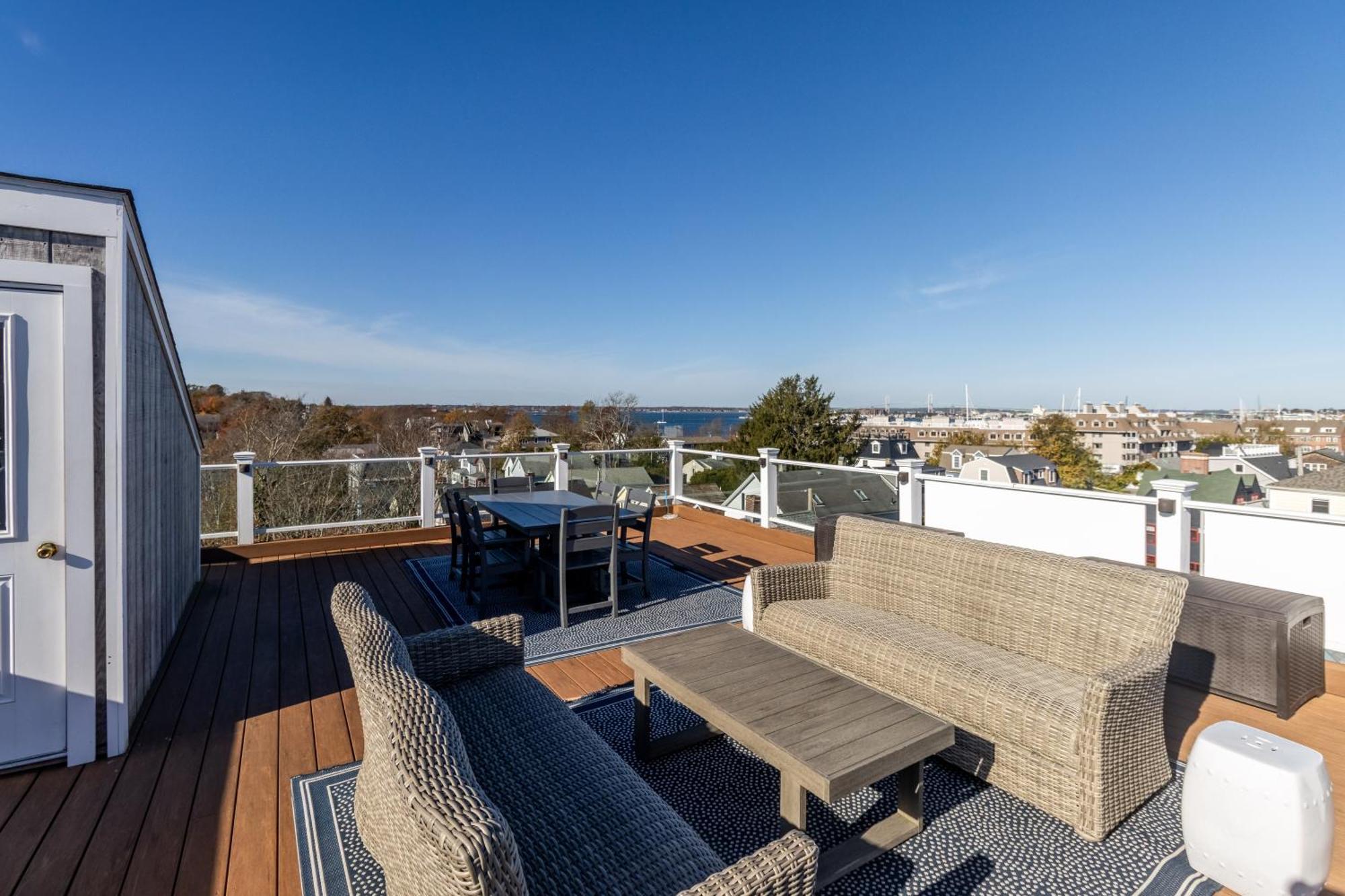 The Newport Lofts - 617 Thames Street Apartman Kültér fotó